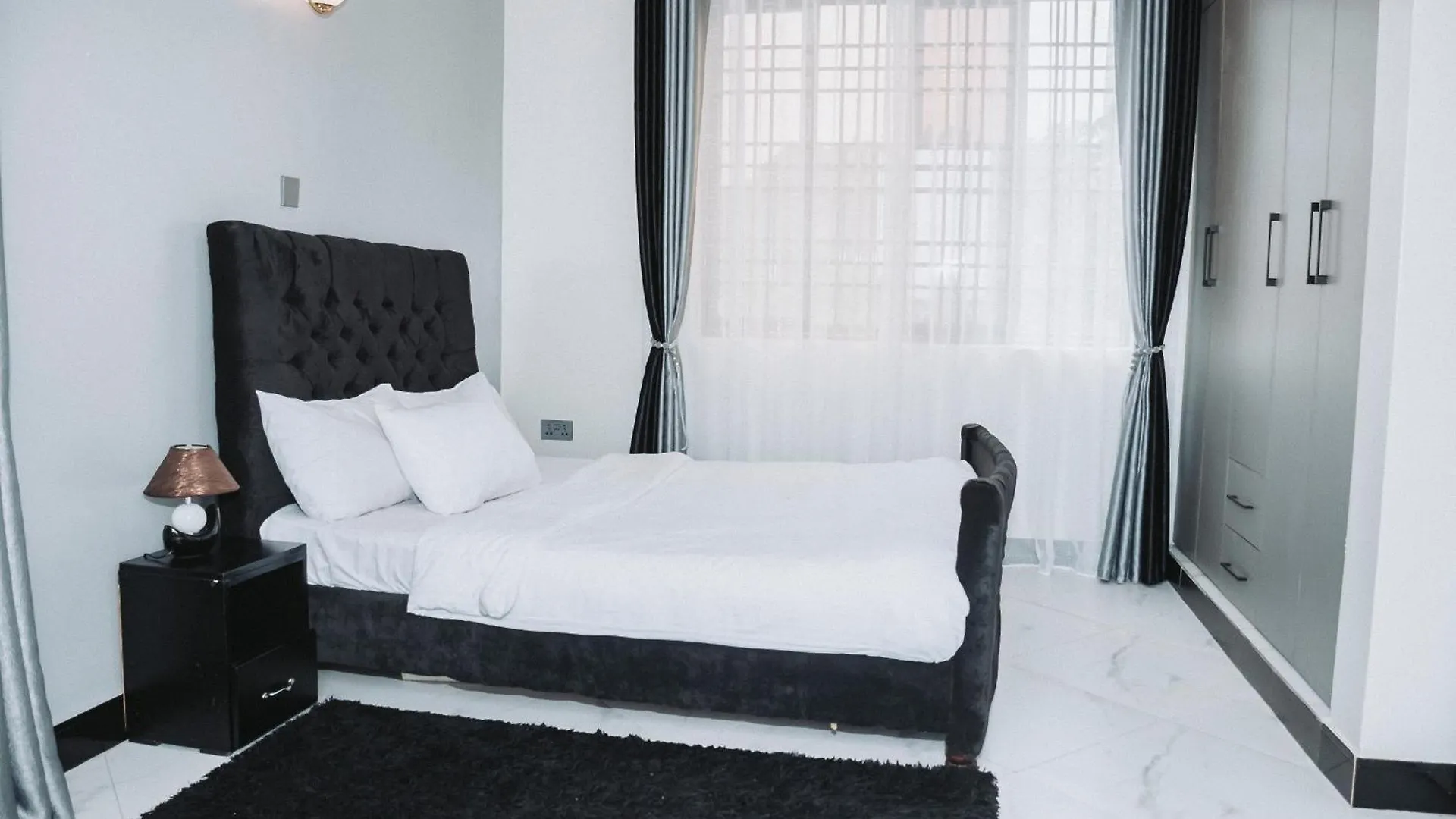 Cozy Residence One, 1 Bedroom Apartment Kyanja Kampala