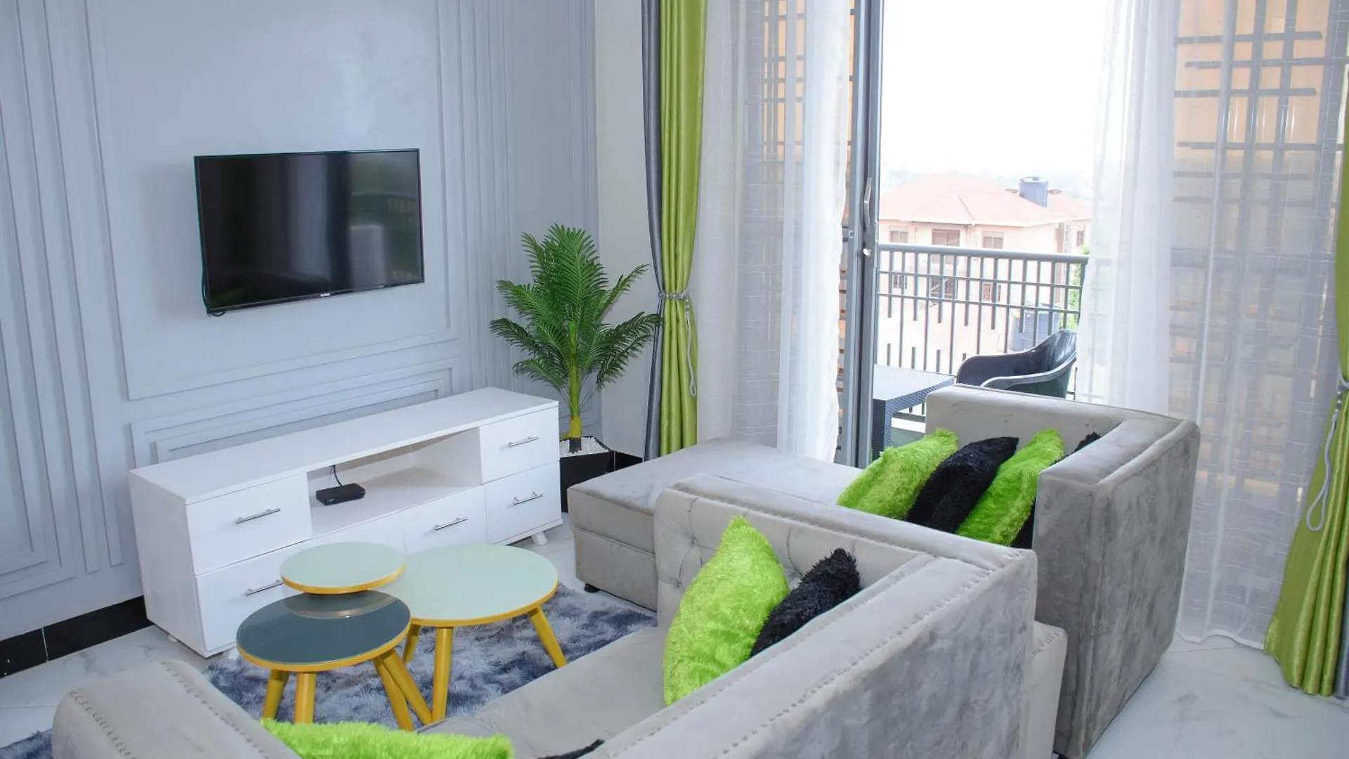 Cozy Residence One, 1 Bedroom Apartment Kyanja Kampala Uganda