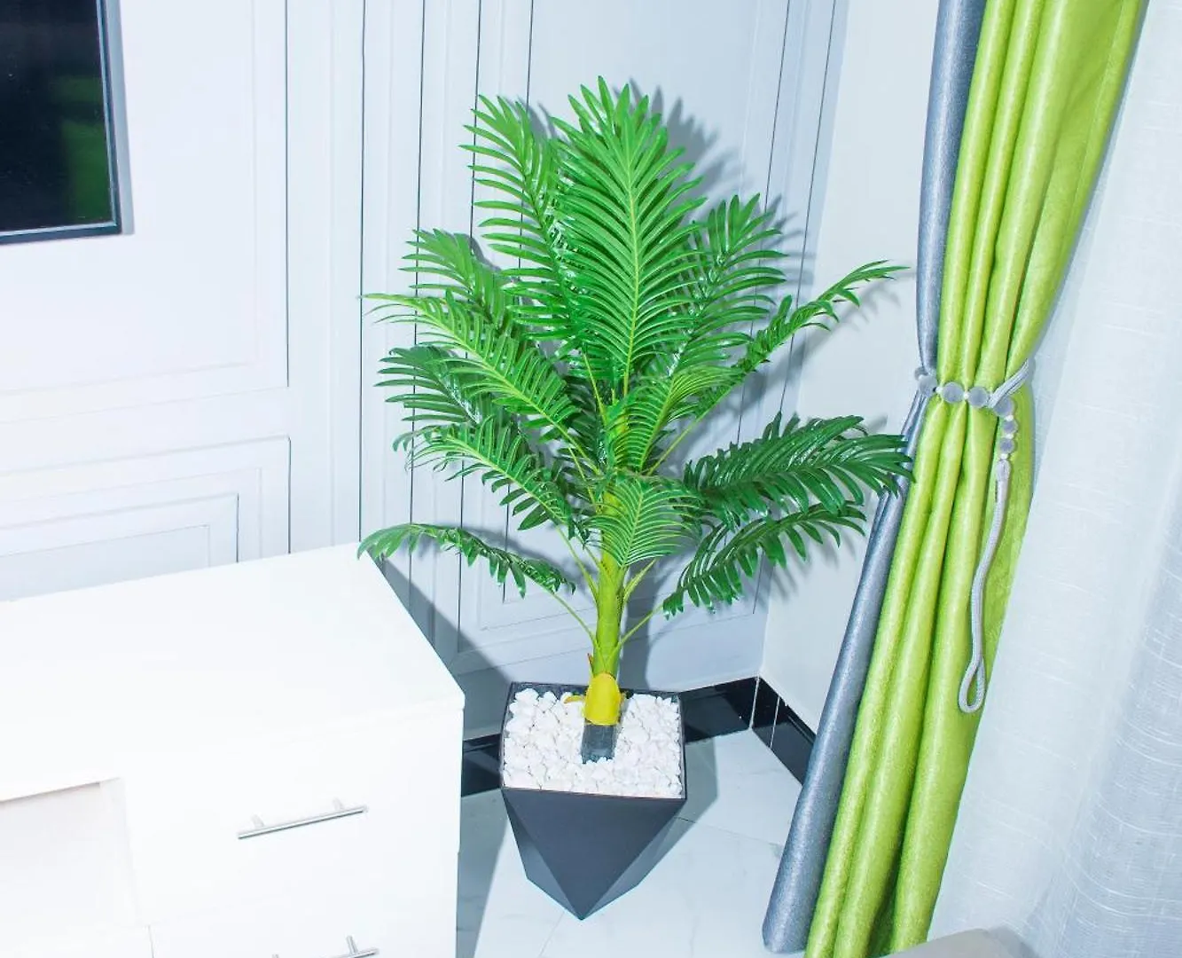 Cozy Residence One, 1 Bedroom Apartment Kyanja Kampala