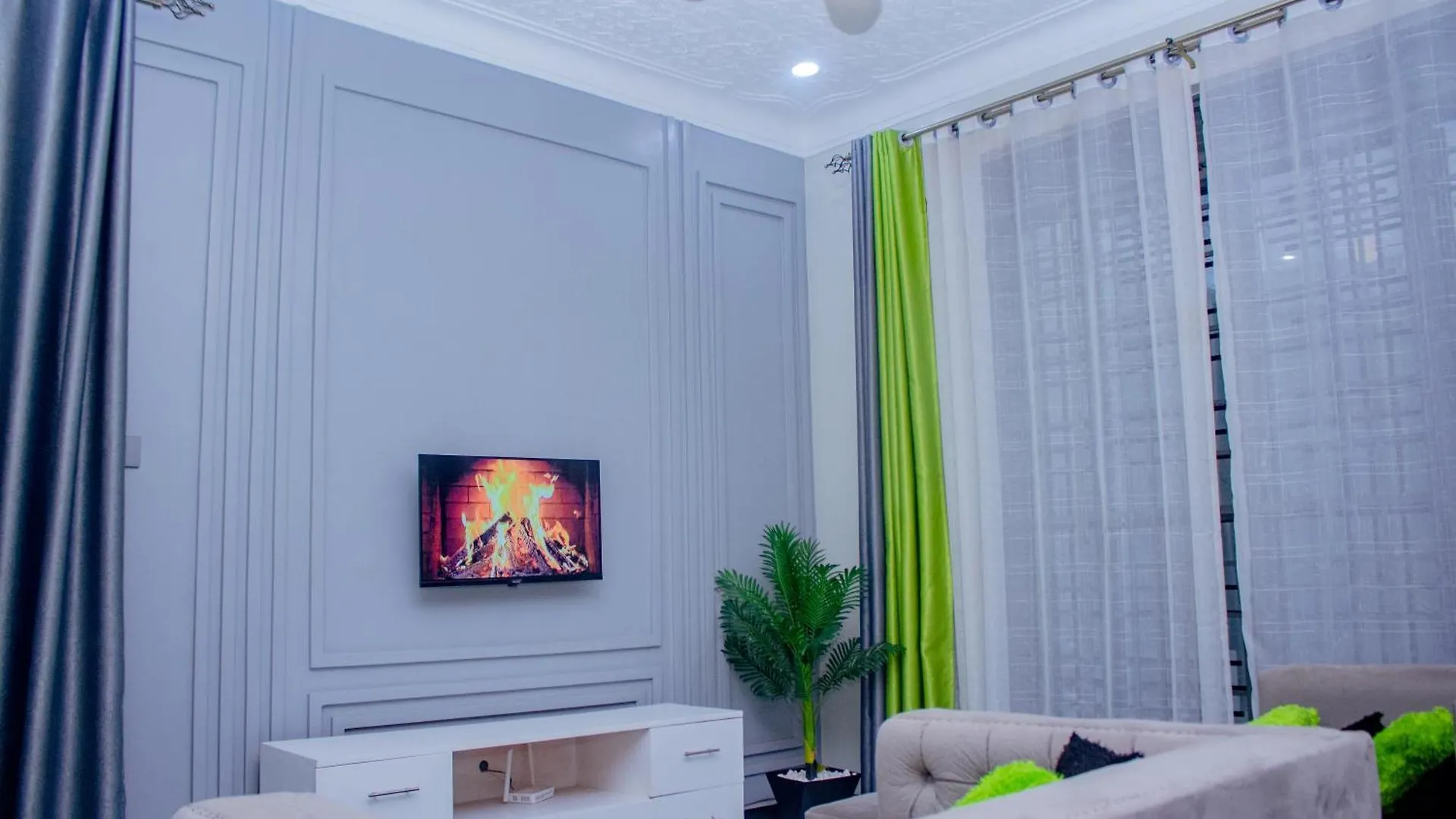 Cozy Residence One, 1 Bedroom Apartment Kyanja Kampala Uganda